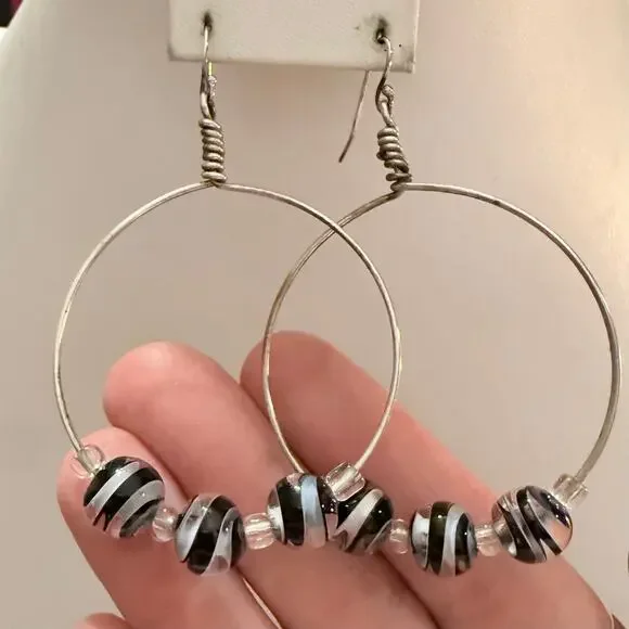 Artisan Handblown Black & White Glass Beaded Hoop Earrings - Picture 5 of 6